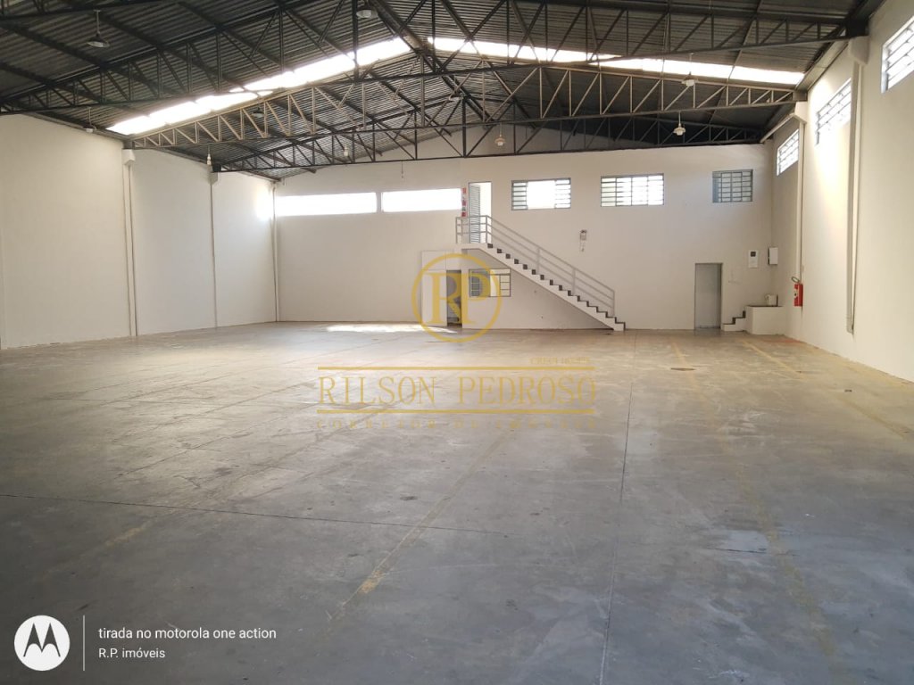 BARRACÃO COMERCIAL