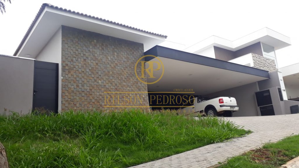 residencia em CONDOMÍNIO fechado