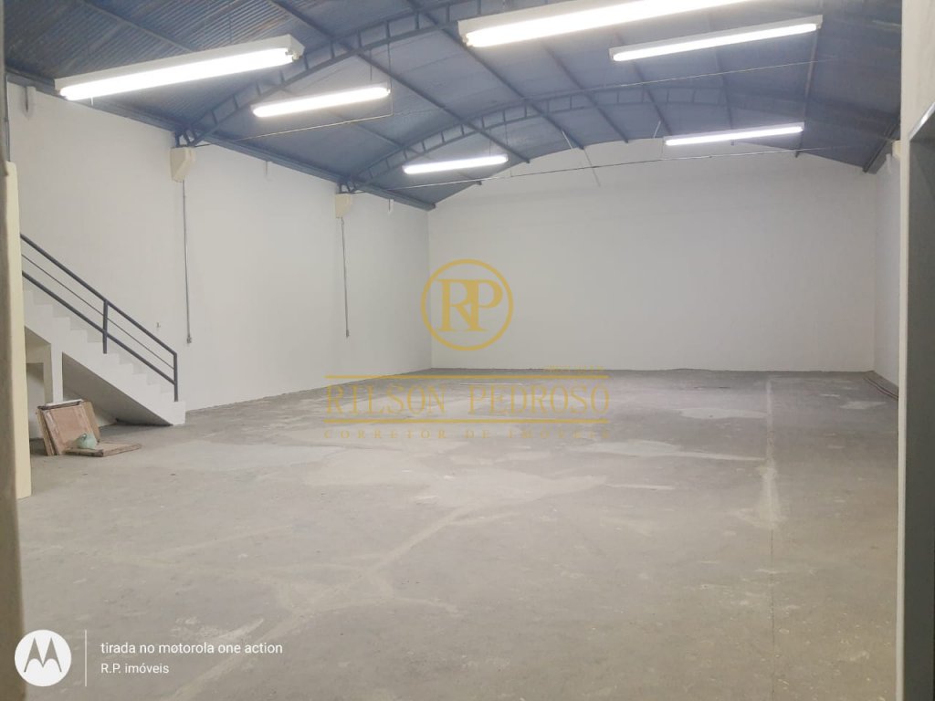 BARRACÃO COMERCIAL